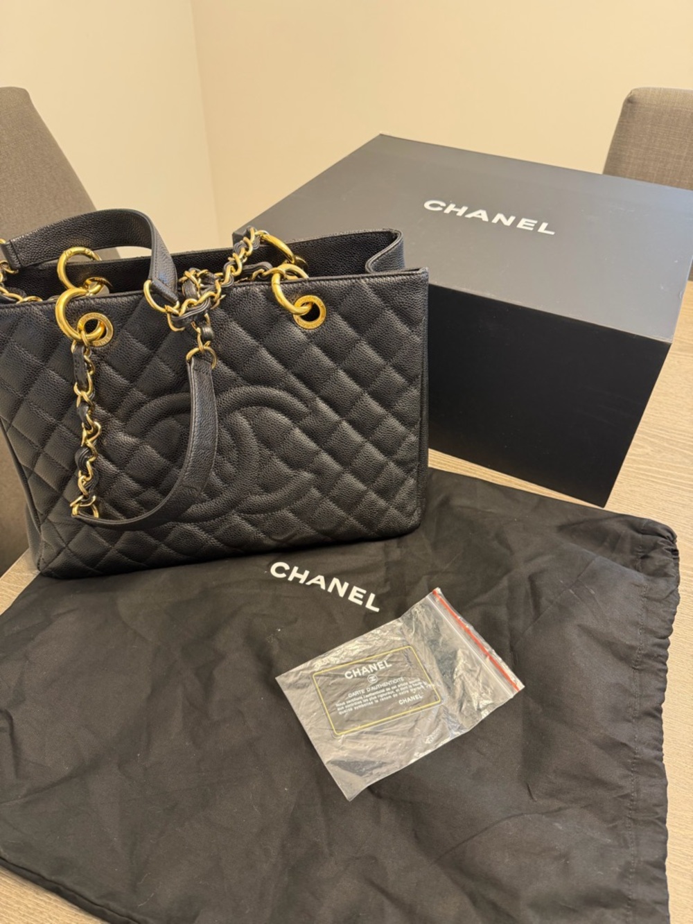 CHANEL Black Quilted Leather Shoulder Bag with Gold Chain Hardware GST tote